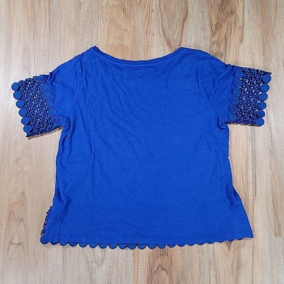 🔺️ANA Blue Embroidered Lace Lined Top Medium - Picture 2 of 8